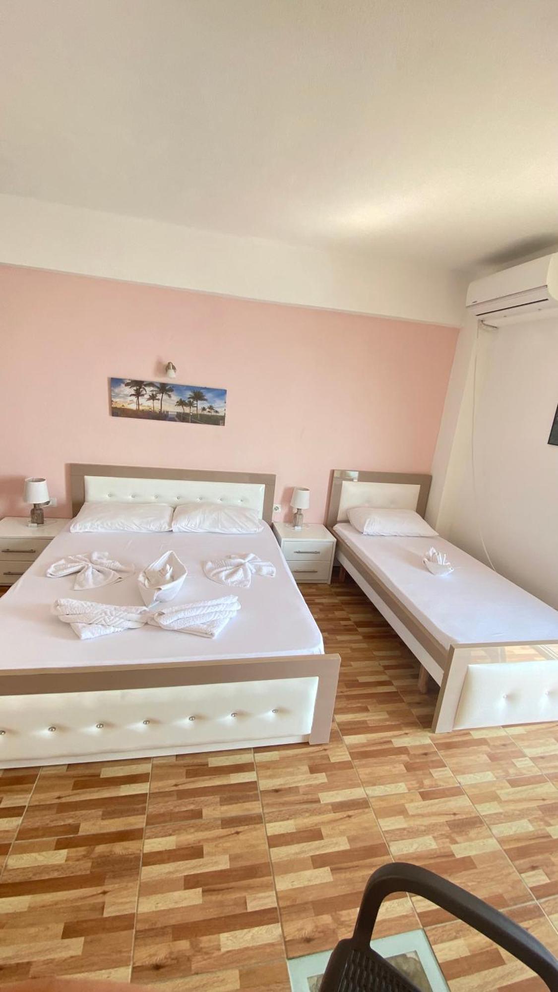 Hotel Ria Mare Qeparo Exterior foto